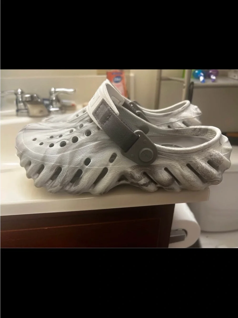 Echo crocs